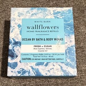 White Barn Ocean Wallflowers Refill from Bath & Body Works